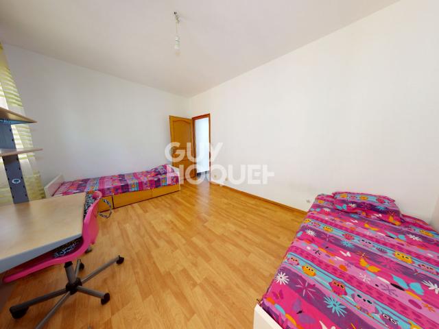 Local professionnel avec maison T6 à MULHOUSE