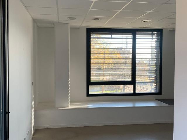 Local professionnel de 40 m² Lyon 9