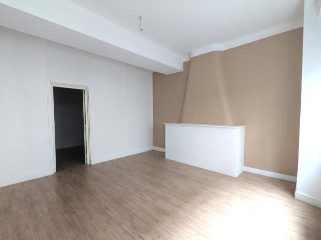 LOCAL PROFESSIONNEL