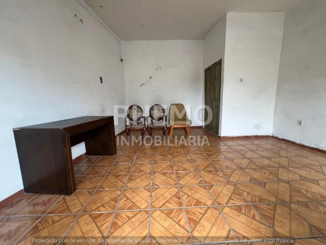 Local renta de 20m2 con Vitrina en La Calzada, Tuxpan, Ver
