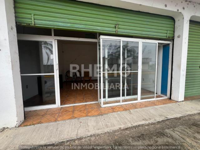 Local renta de 20m2 con Vitrina en La Calzada, Tuxpan, Ver