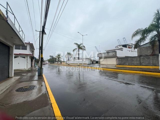 Local renta de 20m2 en La Calzada, Tuxpan, Ver