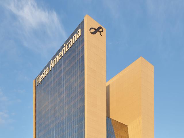 Local renta Hotel Fiesta Americana, Vallarta Pte Guadalajara | CLR 2363
