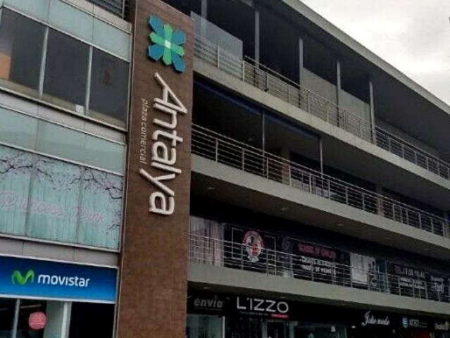 LOCAL RENTA PLAZA ANTALYA, 212 M2 AV. MIGUEL ALEMÁN, GUADALUPE, N.L