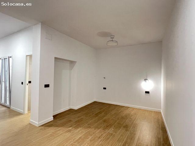 Local reformado con patio privado y gran potencial de inversión en Altozano, Alicante
