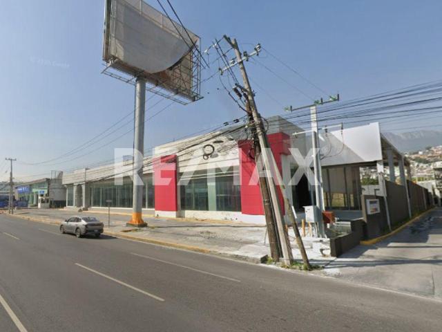 Local sobre Avenida Garza Sada, Zona Contry, Monterrey
