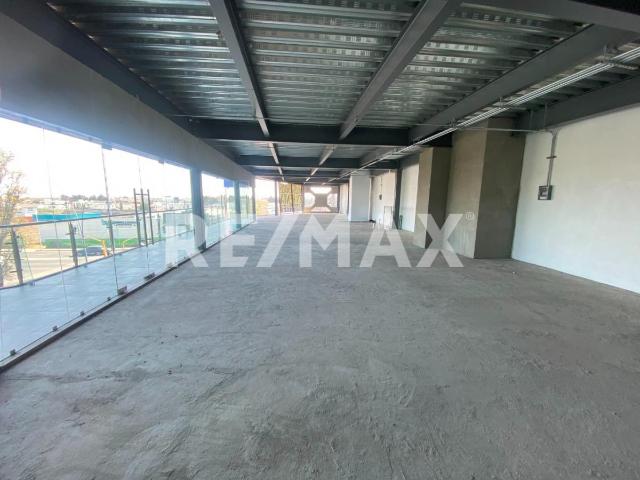 Locales Nuevos en Renta, en Plaza Comercial en Av. Tecnológico, Metepec, Estado de México