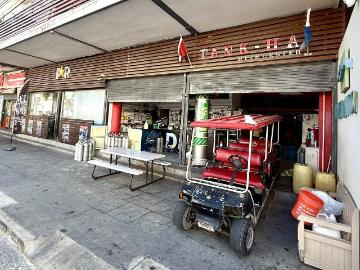 LOCALES COMERCIALES A PASOS DE LA 5ta AVE