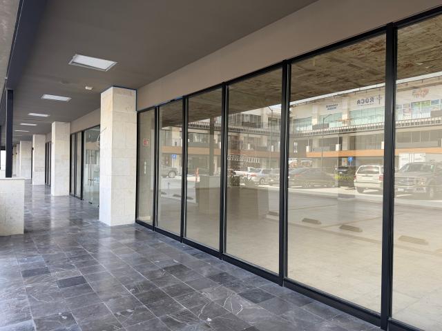 Locales comerciales en diversas dimensiones y para diferentes modelos de negocio, en una de las zonas con mayor proyección del norte de la ciudad