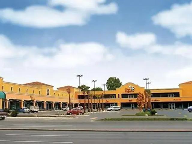 LOCALES COMERCIALES EN RENTA, AV. MIGUEL ALEMAN
