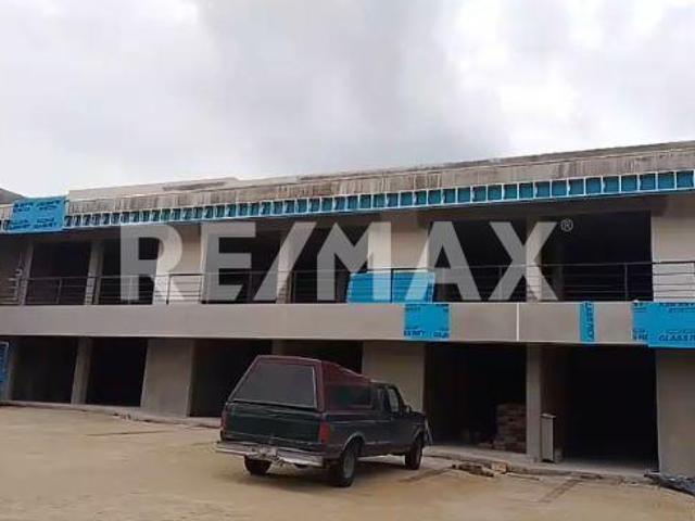 LOCALES COMERCIALES EN RENTA CIUDAD DEL SOL QUERETARO A 15 MIN DE JURIQUILLA