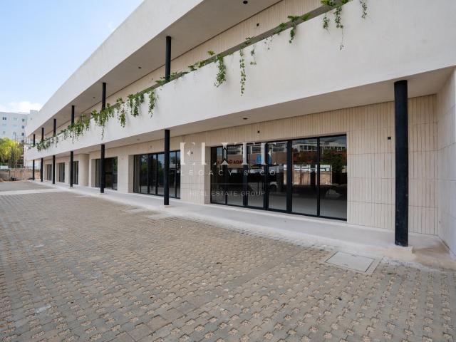 Locales Comerciales en Renta en Av. Huayacan