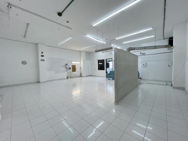 LOCALES COMERCIALES EN RENTA EN JESUS DEL MONTE INTERLOMAS