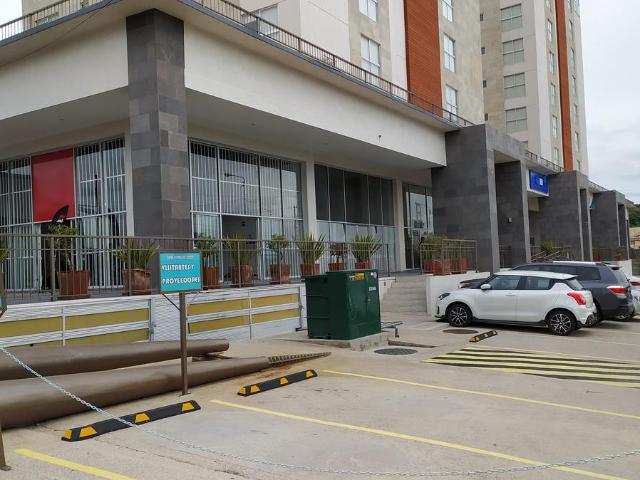 LOCALES COMERCIALES EN RENTA EN TORRE PUENTE DE M?XICO, ZONA FORJADORES