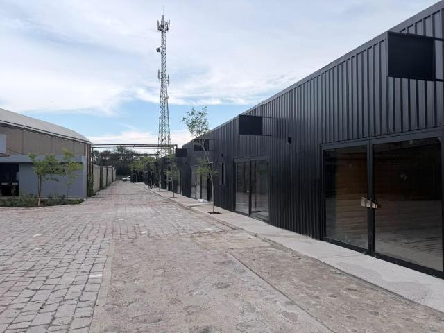 LOCALES COMERCIALES EN RENTA ZONA NORTE DEL MOLINO LE?N, GTO. JUNTO A CASA BIZNAGA