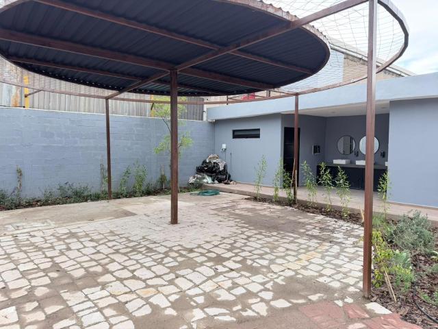 LOCALES COMERCIALES EN RENTA ZONA NORTE DEL MOLINO LE?N, GTO. JUNTO A CASA BIZNAGA