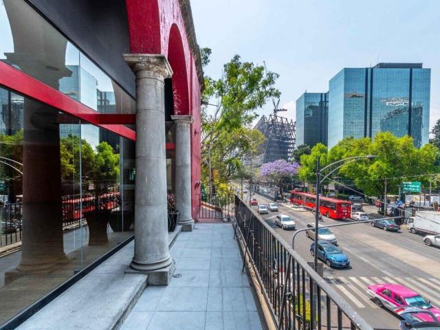 LOCALES EN HIPOCAMPO, INSURGENTES SUR