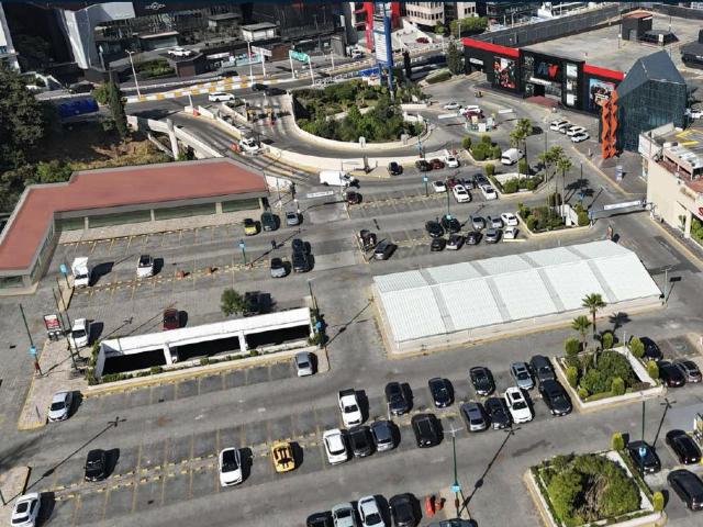 LOCALES EN RENTA CENTRO COMERCIAL INTERLOMAS