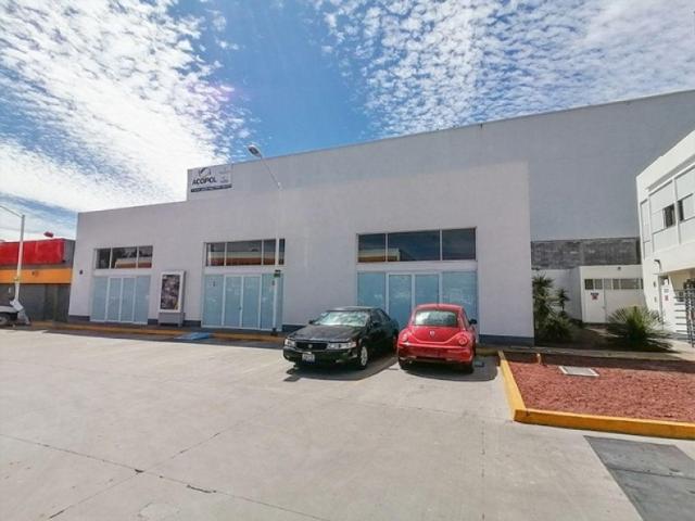 Locales en Renta, Gasolinera en Blvd. Madrazo