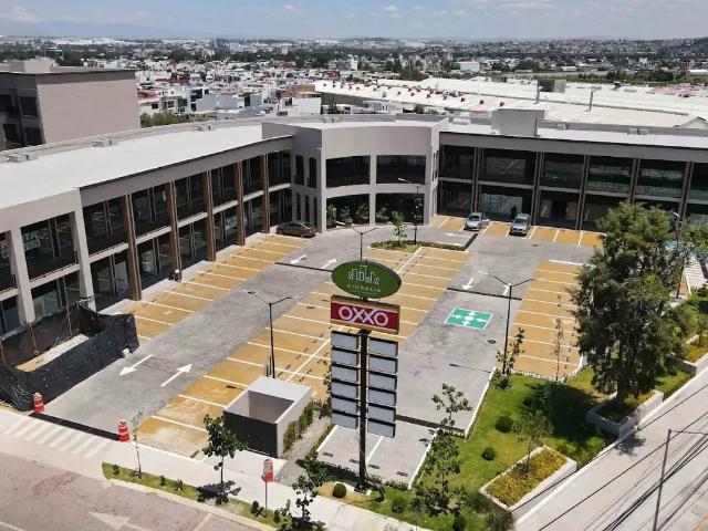 Locales en Renta Plaza Comercial Ciudalia Zona La Cementera y Av San Felipe Hueyotlipan