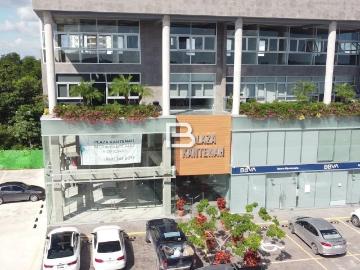 Locales En Renta Plaza Kantenah en Playa del Carmen