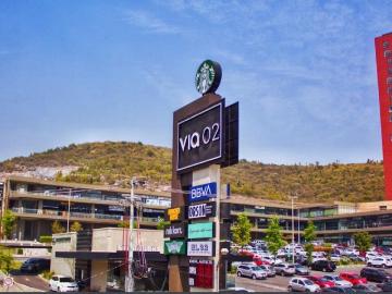Locales en Renta Plaza Via 02 Colinas de San Jeronimo