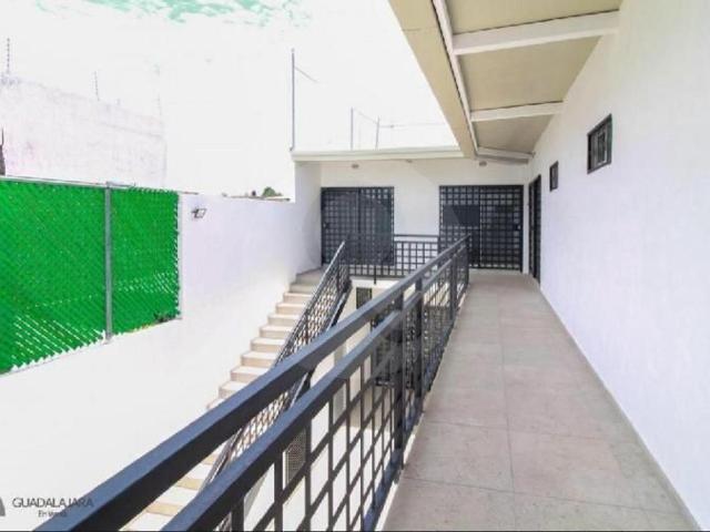 LOCALES EN RENTA 8 DE JULIO ESPACIO PERFECTO PARA CUALQUIER GIRO