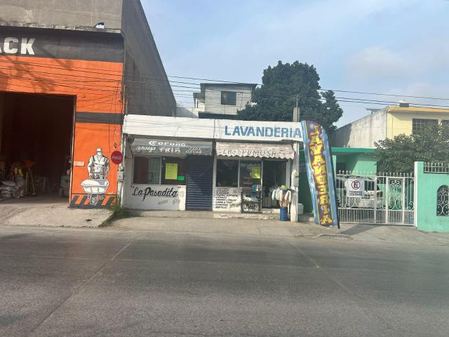 LOCALES EN VENTA COL. JARDINES DE CHAMPAYAN TAMPICO
