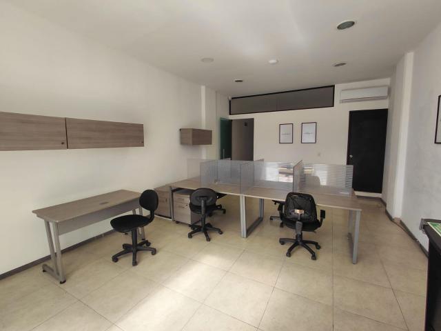 LOCALES EN VENTA EN PUNTA TULUM BLVD LUIS DONALDO COLOSIO