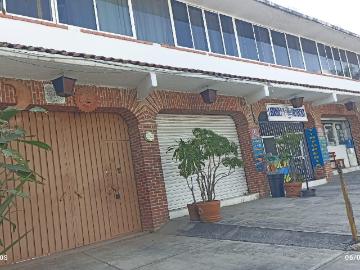 Locales en venta, sobre av principal