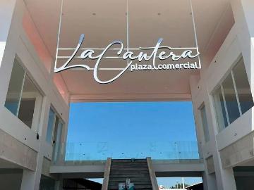 Locales en Venta y Renta en Plaza La Cantera