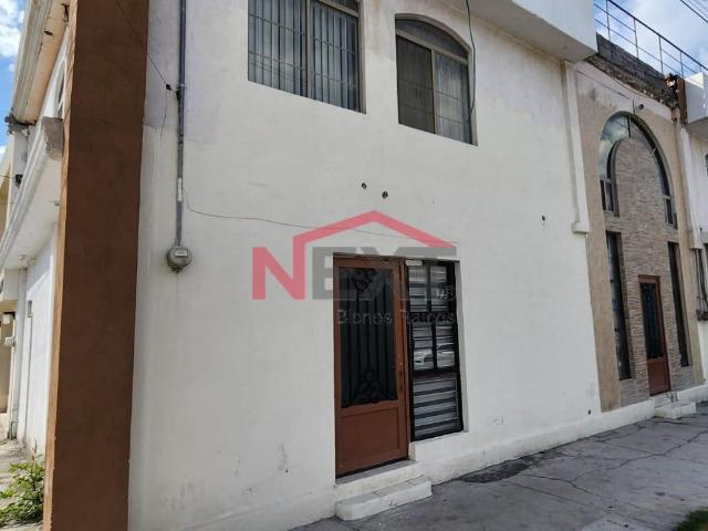 LOCALES 2 COMERCIAL EN VENTA CUMBRES SALTILLO