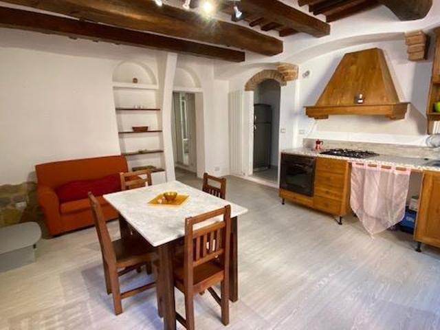 località Castello SAN ROCCO A PILLI bilocale 50mq