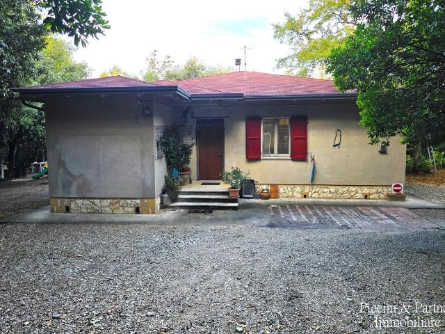 Località Cinque Cerri 6 vani 127mq