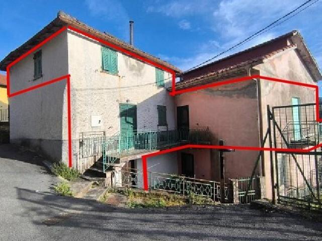 Località Noceto 3 11 vani 160mq