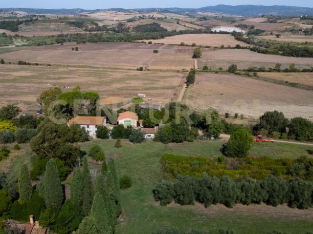 LOCALITA PINZUTI 6 vani 145mq