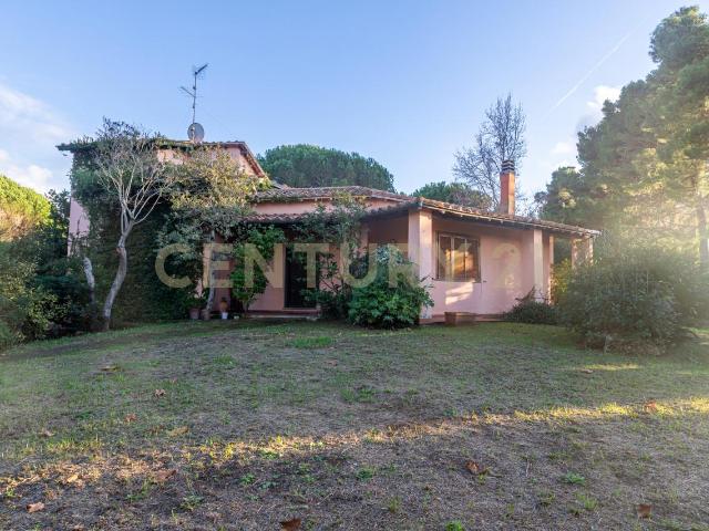 Località Pian d´Alma 9 vani 245mq