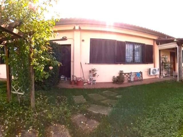 LOCALITA´ PIANETTO SANT´ANTONIO 8 vani 188mq