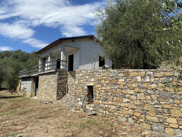 località Ruggio quadrilocale 100mq
