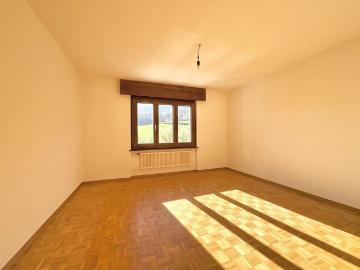 Beautiful bright 3.5 room apartment with balcony