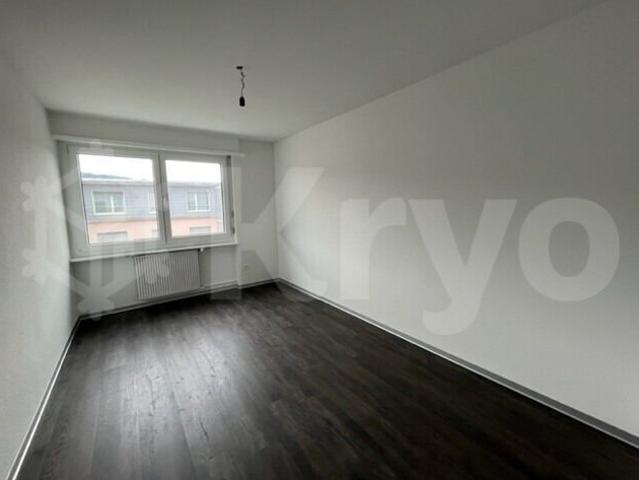 Renovated apartment, close to amenities