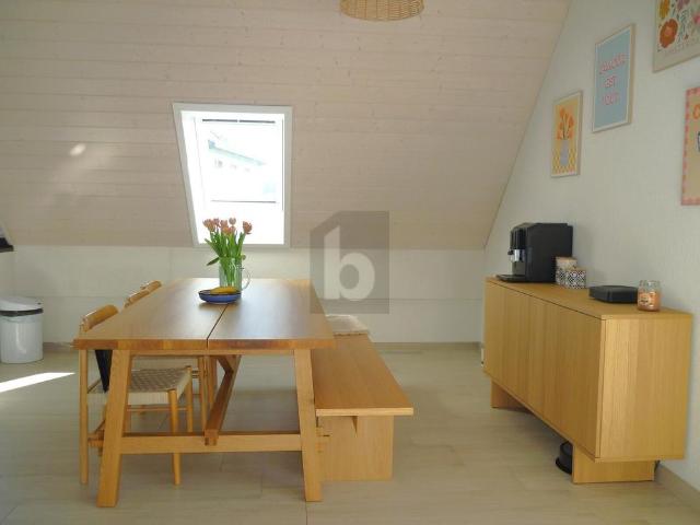 MODERN, SPACIOUS, AND BORDERING ON NATURE!