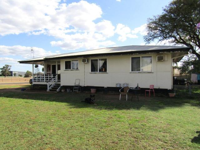 LOCATED NEAR PRIMARY SCHOOL, BWTER INTERNATION COAL CENTRE ARNOLD STREET SHOPS
