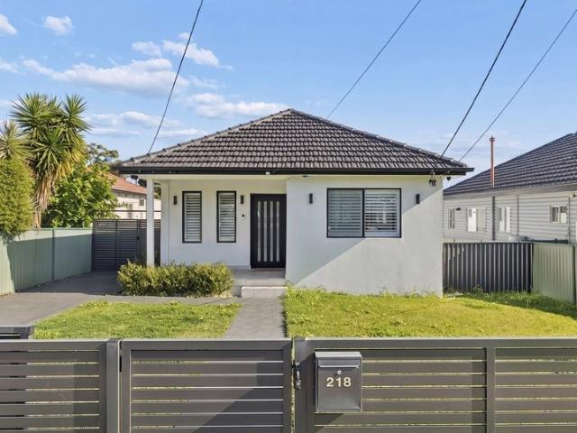 Located On Greenacre's Golden Mile