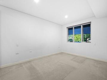 Located opposite Forest Park