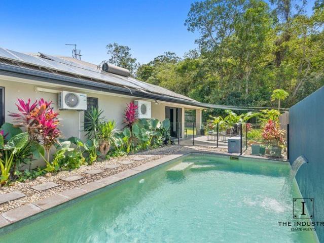 Located between Trinity Beach & Kewarra Beach in Panguna Valley Estate