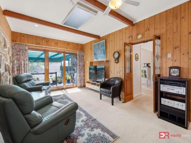 Located in a family friendly neighborhood close to Norwood International High School, Pembroke School and many others, makes this property ideal for g