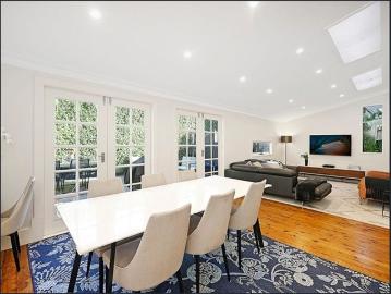 Located in a prime position in one of the best streets in Riverview, this home is just a short walk to the city bus stops and local shops