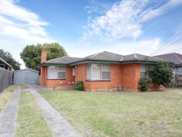 Located in a quiet street location