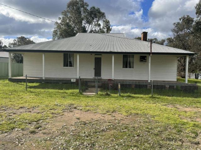 Located in Koorawatha